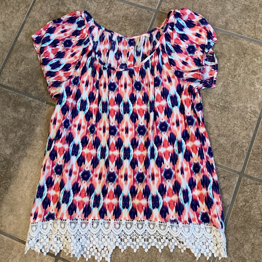 Red Camel Abstract Print Top